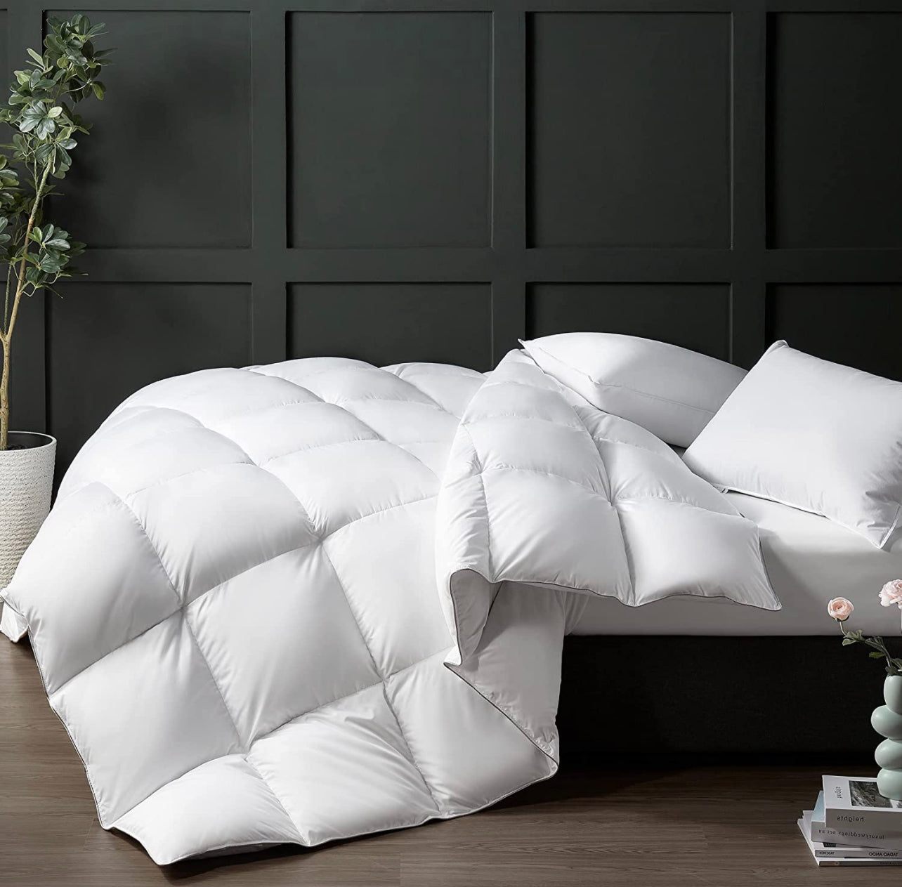 King Bed in a Bag 6-Pieces White Ultra-Soft Cloud Fluffy Plush Luxury All Season Bedding Comforter Set.