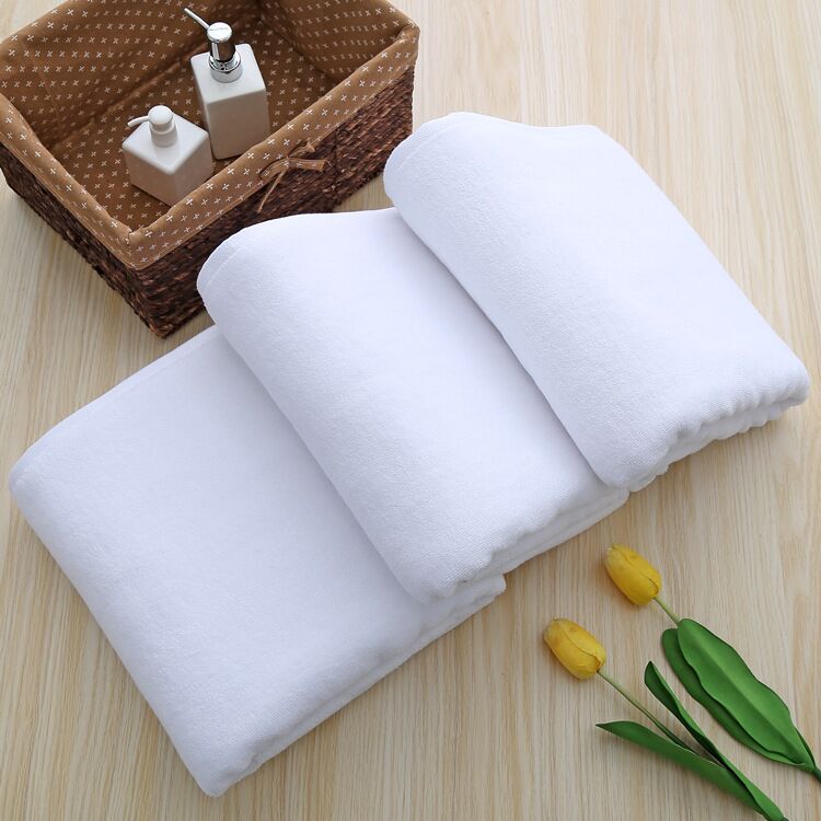 Avanti TIS The Season Bath Towel - Linen